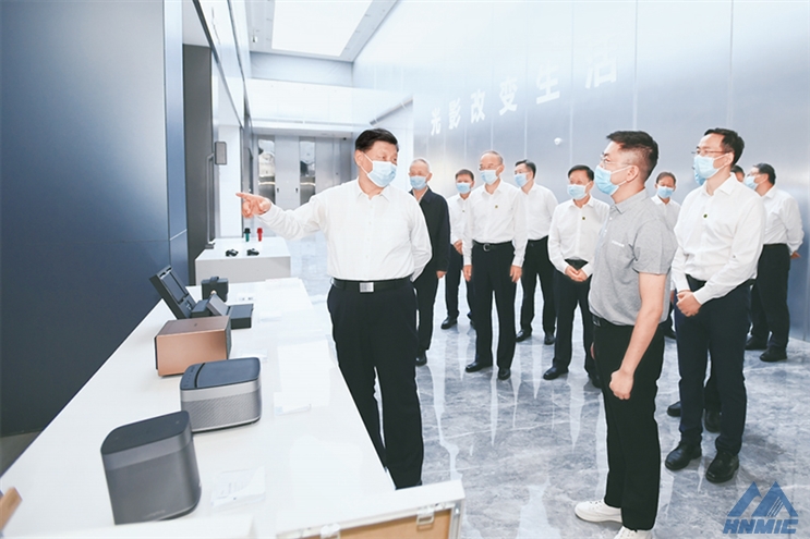 習(xí)近平：全黨必須完整、準(zhǔn)確、全面貫徹新發(fā)展理念